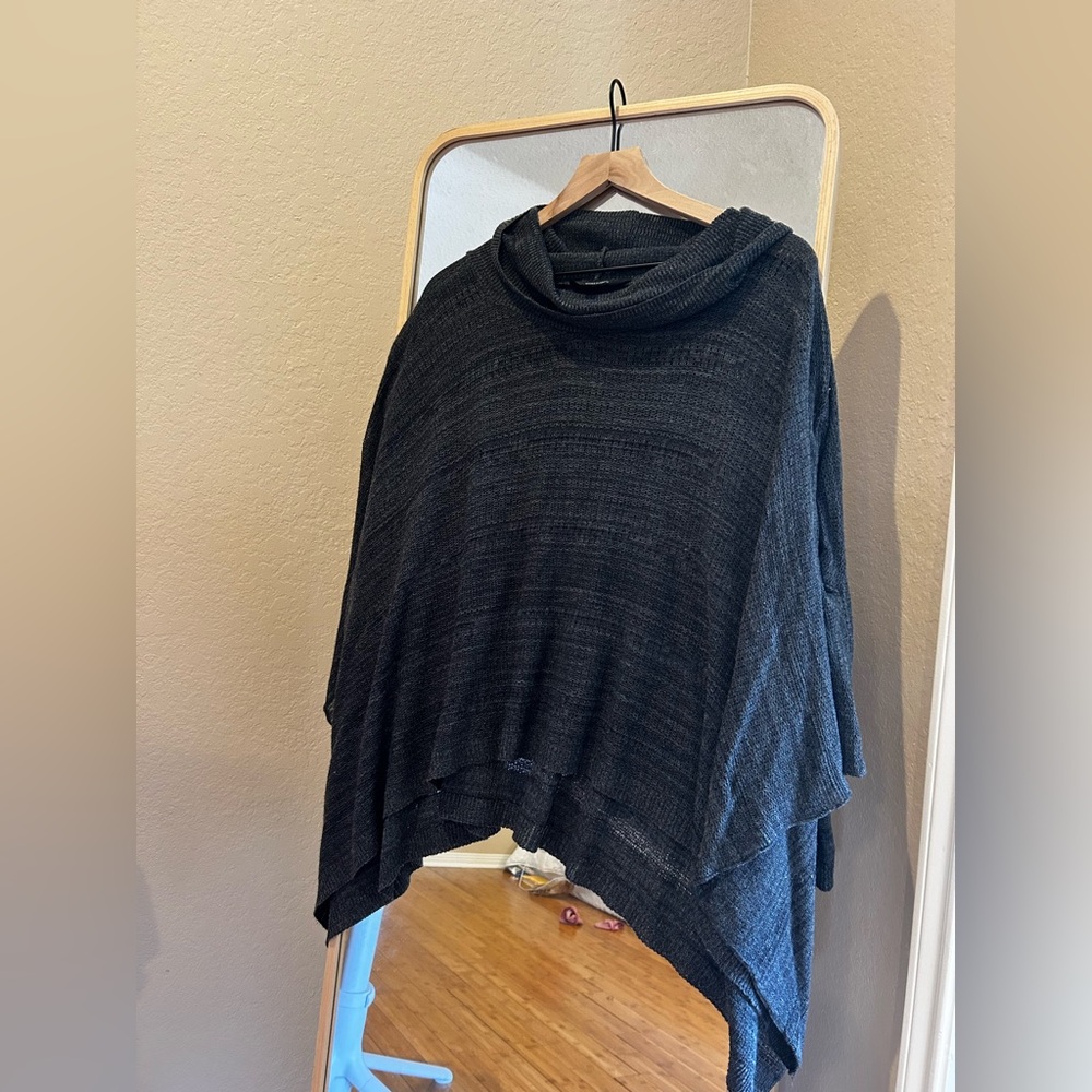 Vera Wang Elegant Black Sweater Poncho